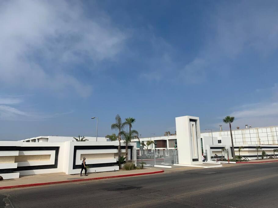 Villa Casa Moderna Y Elegante En El Corazon De Ensenada! Exterior foto